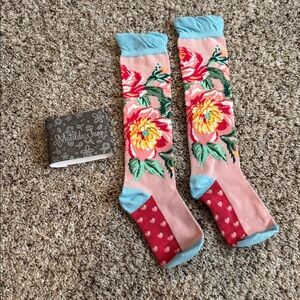 Matilda Jane Pink Floral Knee-High Socks with Blue Trim 
“Skip to My Lou” Small
